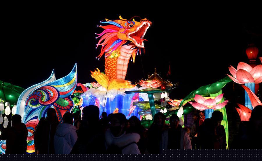 CHINA-XI'AN-LANTERN FAIR (CN)