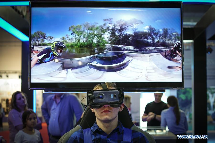 XINHUA PHOTOS OF THE DAY