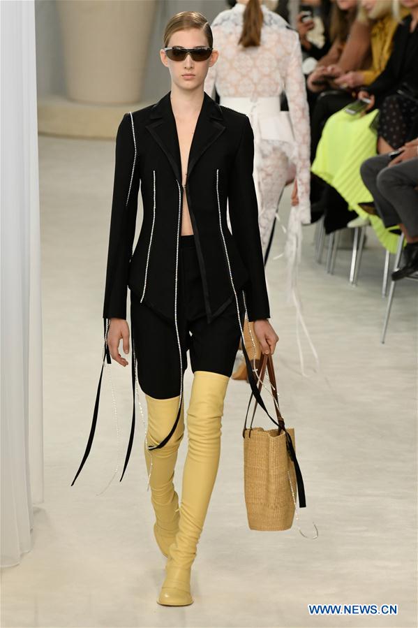 FRANCE-PARIS-FASHION WEEK-LOEWE