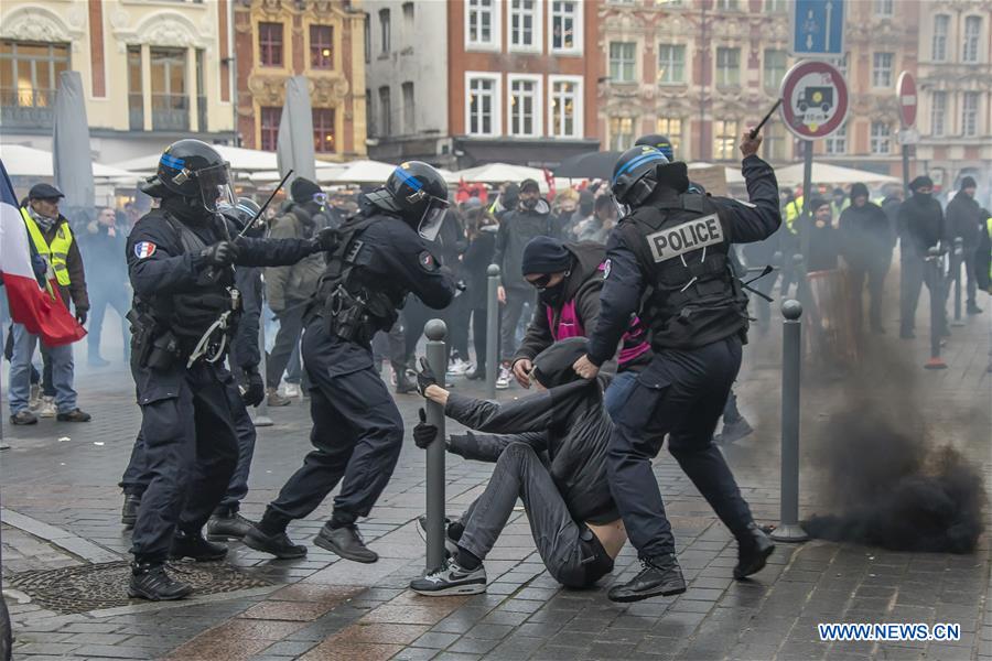 XINHUA PHOTOS OF THE DAY