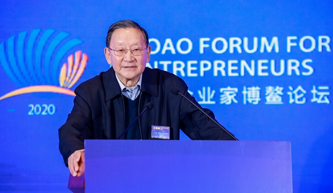 中國科學院院士，國際歐亞科學院院士，中國地源熱泵產(chǎn)業(yè)聯(lián)盟名譽理事長汪集暘演講