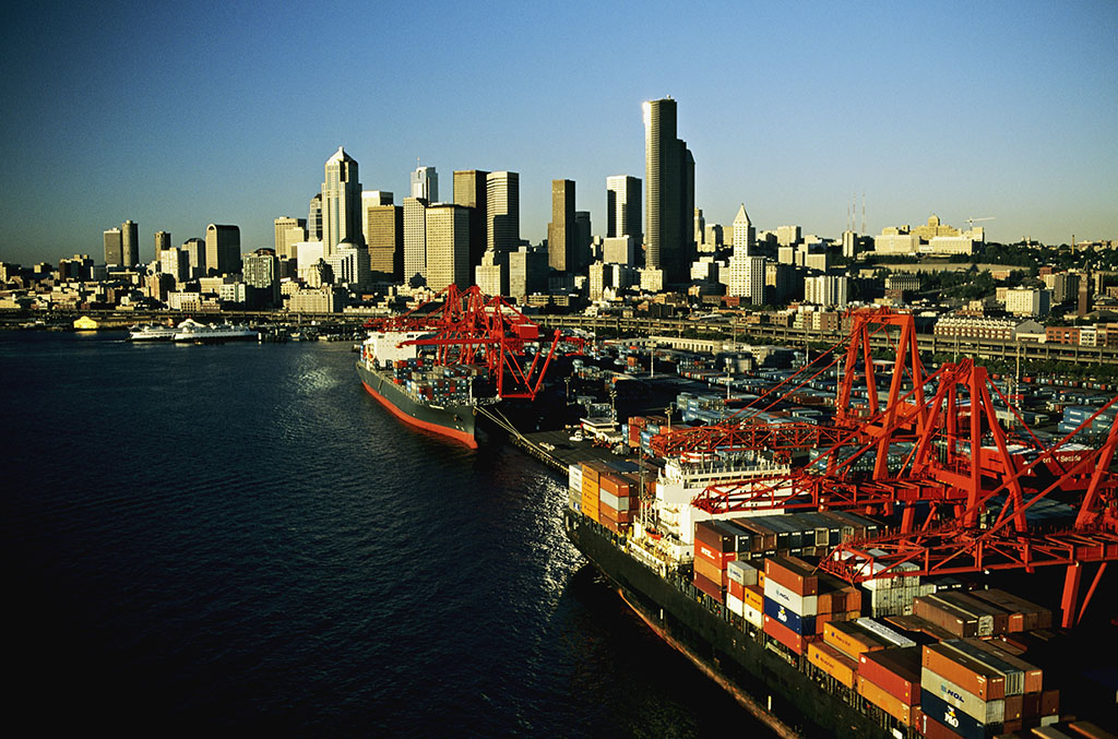 樹(shù)立全球視野 建設(shè)貿(mào)易強(qiáng)國(guó)——專(zhuān)訪(fǎng)商務(wù)部貿(mào)研院院長(zhǎng)顧學(xué)明