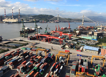 外貿(mào)堅(jiān)持&ldquo;轉(zhuǎn)方式、調(diào)結(jié)構(gòu)&rdquo;