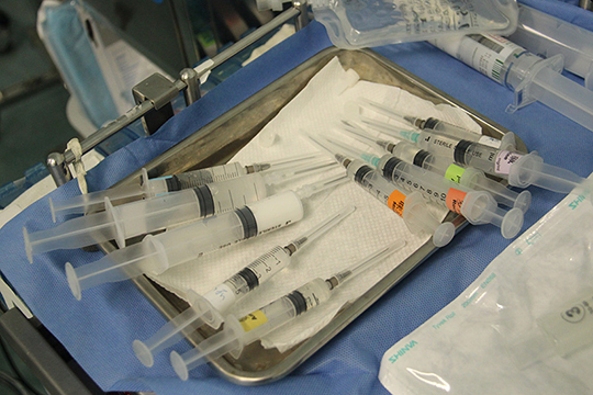 北京醫生的一天：走在鋼絲上的麻醉科醫生