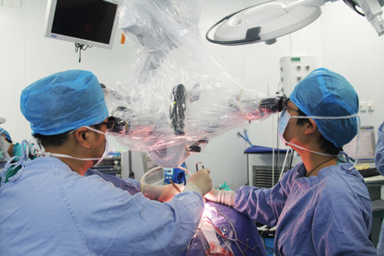 神經外科醫生：醫者仁心額外加號