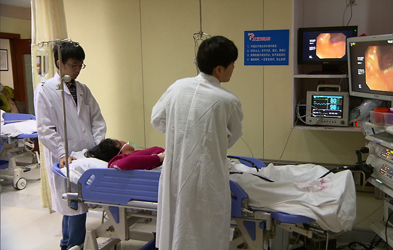 致敬偉大改革｜對話40年，講述身邊的健康故事（第九集）&mdash;&mdash;提高質(zhì)量、創(chuàng)新技術(shù)，讓患者更安心