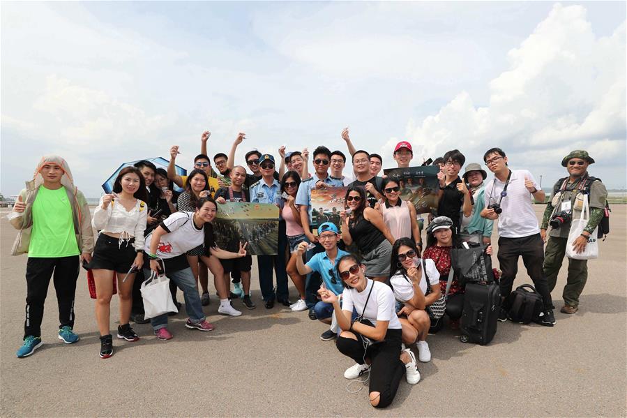 （聚焦疫情防控&middot;圖文互動(dòng)）（2）運(yùn)-20&ldquo;硬核機(jī)票&rdquo;為啥走紅走心？ &mdash;&mdash;探尋空軍的戰(zhàn)&ldquo;疫&rdquo;故事