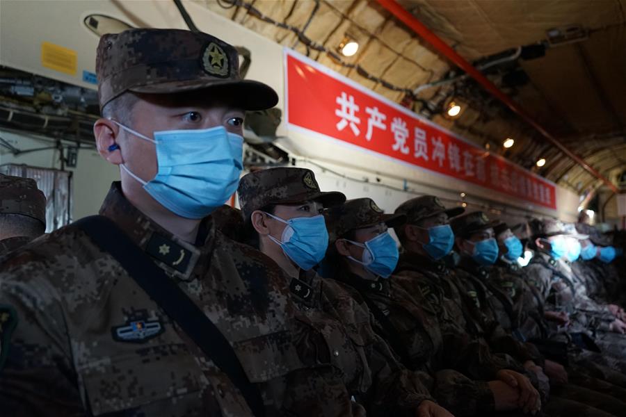 （聚焦疫情防控&middot;圖文互動(dòng)）（3）運(yùn)-20&ldquo;硬核機(jī)票&rdquo;為啥走紅走心？ &mdash;&mdash;探尋空軍的戰(zhàn)&ldquo;疫&rdquo;故事