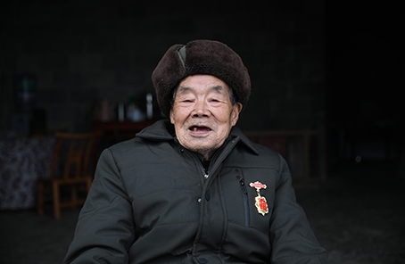 &ldquo;死守陣地，決不能后退一寸&rdquo;&mdash;&mdash;記抗美援朝老兵黃忠茂