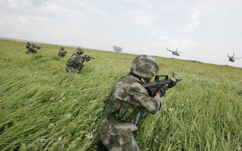 李翔作品：&ldquo;和平使命2007&rdquo;聯合軍演