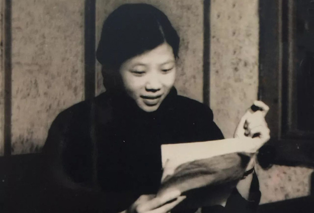 普通話推廣的重要時期，讀音以電臺為準(zhǔn)，播音員崗位責(zé)任重大，必須以身作則，多問出處。