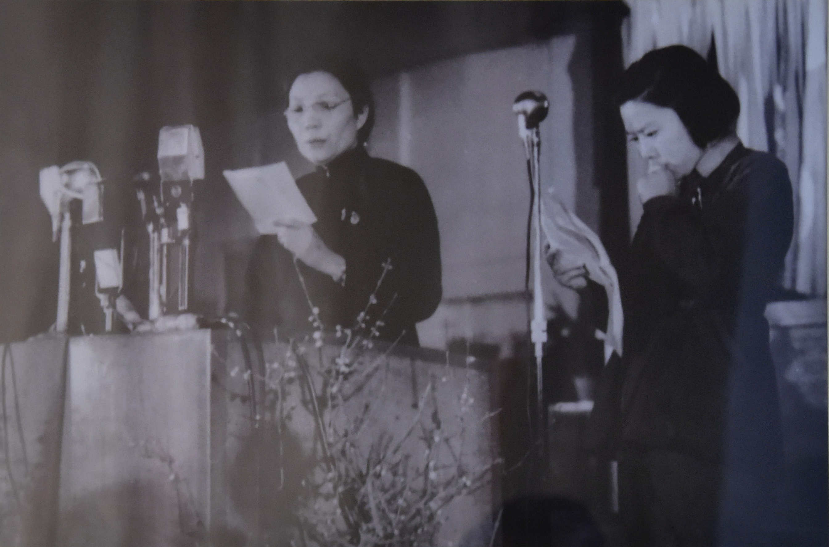 廣播無可借助，只能憑聲音抓住聽眾的注意力。你的聲音讓聽眾永遠(yuǎn)忘不了，這是播音員的本事，也是職責(zé)。