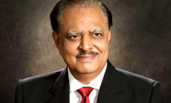 巴基斯坦總統馬姆努恩&middot;侯賽因