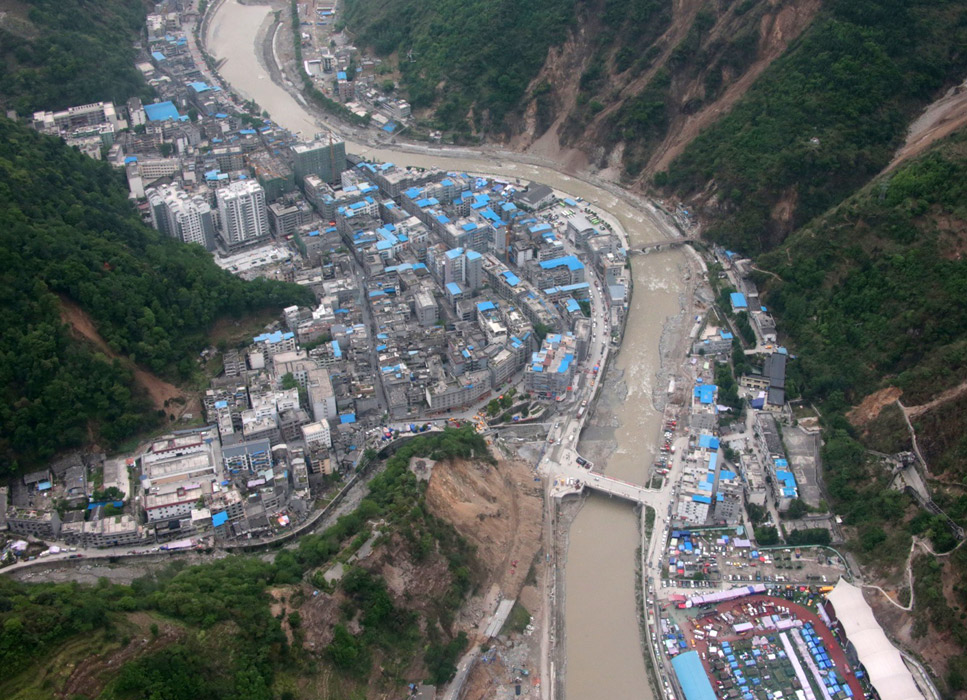 俯瞰寶興地震災區