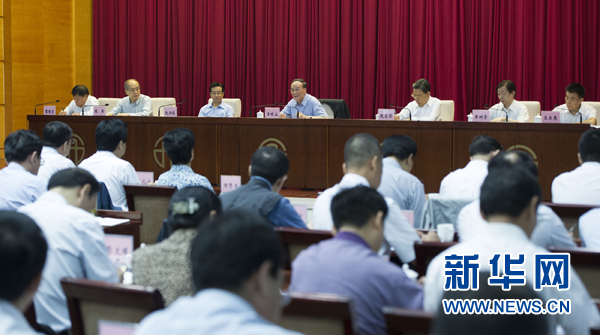 7月16日,中共中央政治局常委、中央紀委書記、中央巡視工作領導小組組長王岐山在北京出席2014年中央第二輪巡視工作動員部署會并講話。新華社記者黃敬文 攝 7月16日,中共中央政治局常委、中央紀委書記、中央巡視工作領導小組組長王岐山在北京出席2014年中央第二輪巡視工作動員部署會并講話。新華社記者黃敬文 攝