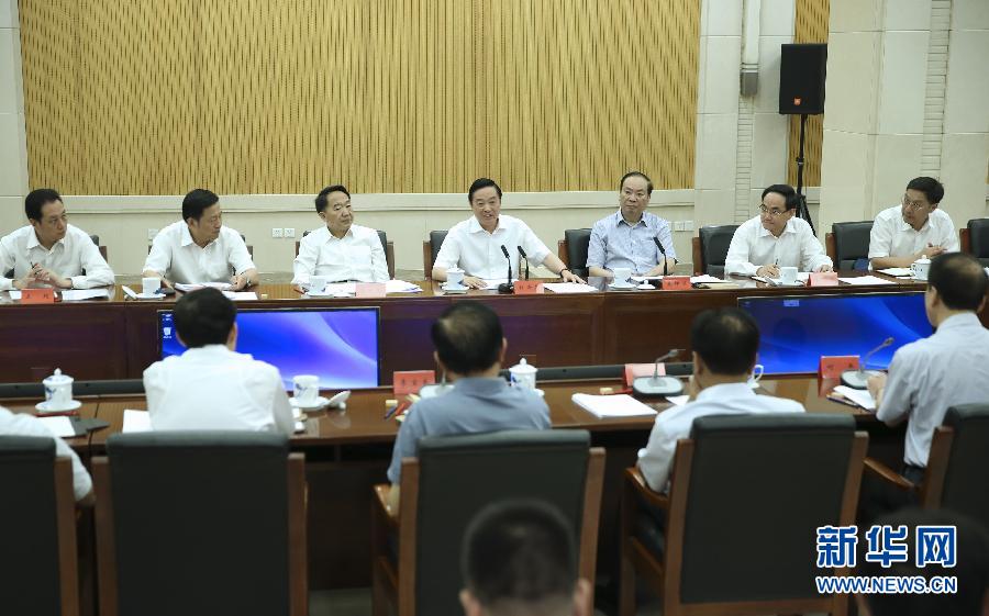 8月31日，中宣部在北京召開創(chuàng)新新聞傳播工作交流會，中共中央政治局委員、中央書記處書記、中宣部部長劉奇葆出席會議并講話。新華社記者蘭紅光攝