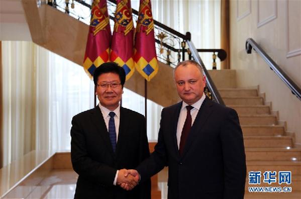 （XHDW）（1）摩爾多瓦總統多東、總理菲利普會見張春賢