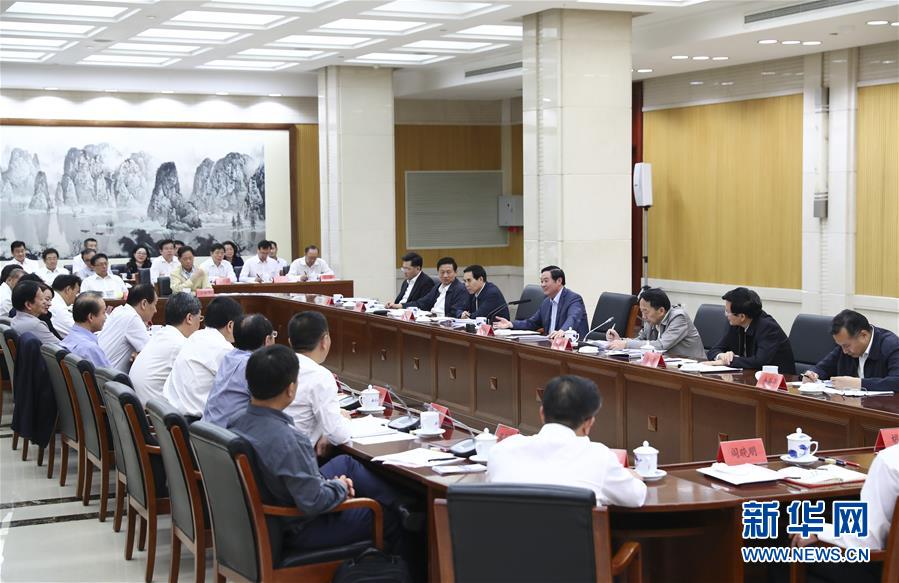 9月21日，中宣部在北京召開中央媒體駐外機構外宣工作座談會。中共中央政治局委員、中央書記處書記、中宣部部長劉奇葆出席座談會并講話。新華社記者 謝環馳 攝 