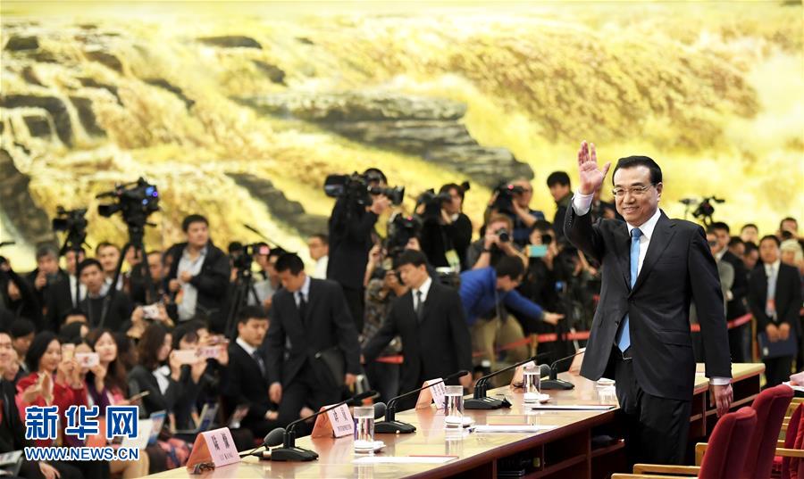 （兩會&middot;總理記者見面&middot;XHDW）（11）李克強總理與中外記者見面