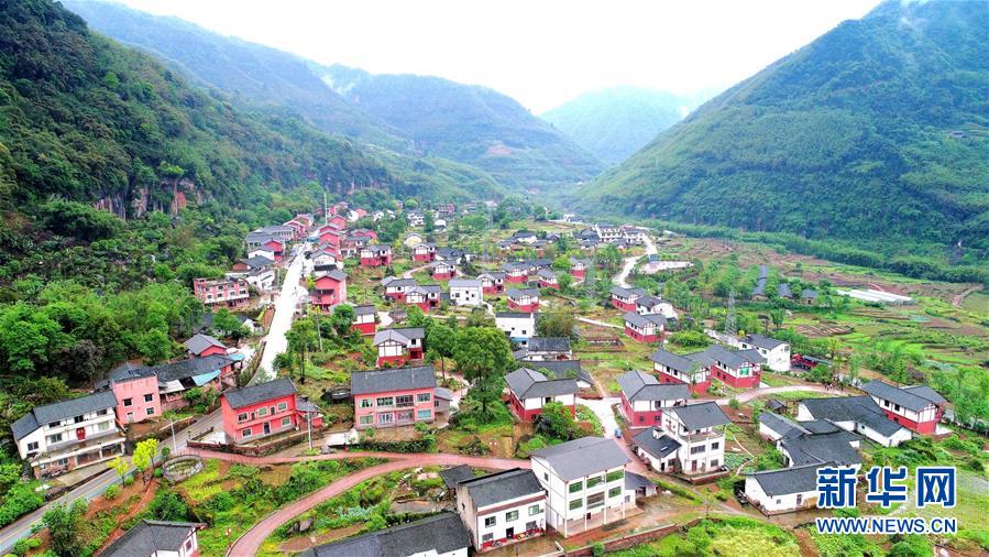 （新華全媒頭條&middot;圖文互動）（4）赤水：別了，貧困！