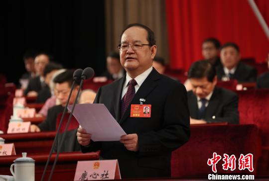 鹿心社當(dāng)選江西省人大常委會(huì)主任劉奇為江西省長(圖)