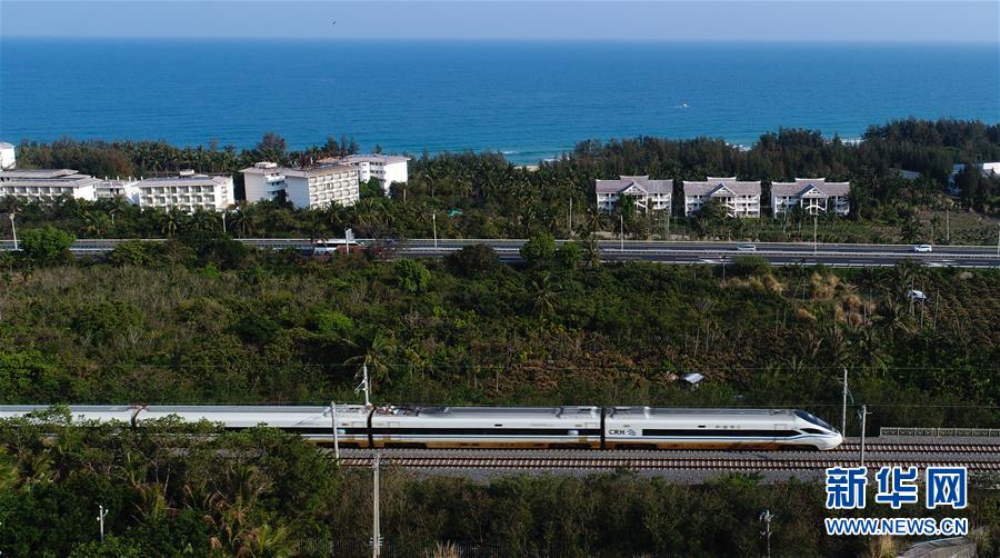 （新華全媒頭條&middot;潮起海之南&middot;圖文互動）（9）春潮拍岸千帆進&mdash;&mdash;海南特區改革開放30年紀實