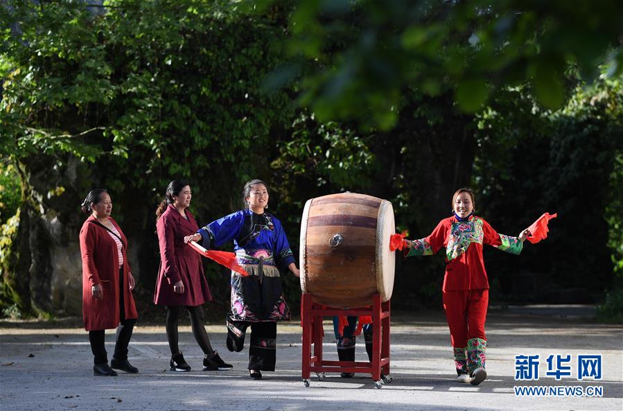 （圖片故事）（3）慈母手中線(xiàn) 繡得家團(tuán)圓