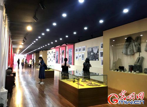 【新時代&middot;幸福美麗新邊疆】昔日紅色精神流入血脈 今朝邊疆處處開遍幸福花