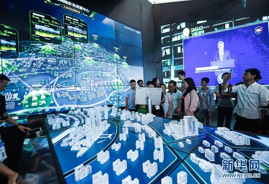 （大江奔流&mdash;&mdash;來自長江經濟帶的報道&middot;新華全媒頭條&middot;圖文互動）（9）擘畫新時代中國發(fā)展新坐標&mdash;&mdash;深入推動長江經濟帶發(fā)展述評