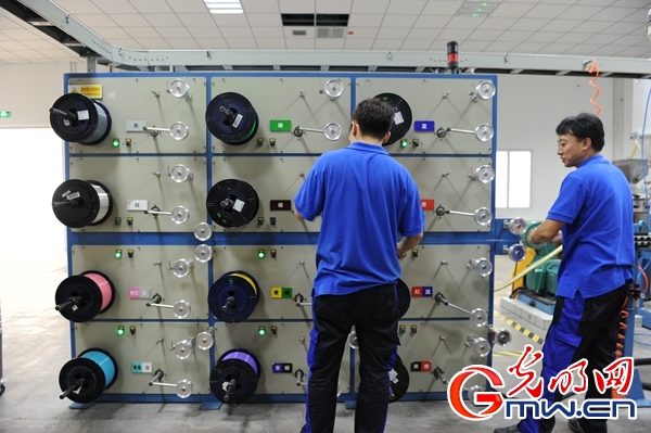 【新時(shí)代&middot;幸福美麗新邊疆】讓幸福美麗常駐新時(shí)代&mdash;&mdash;網(wǎng)媒沉浸體驗(yàn)新疆之&ldquo;新&rdquo;