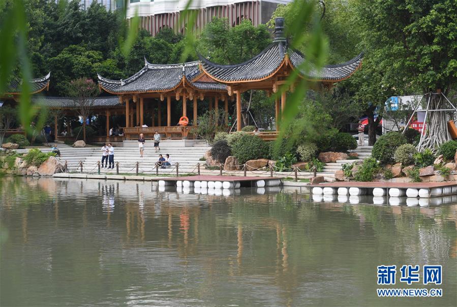 （新華全媒頭條&middot;圖文互動）（4）為祖國驕傲，祝福偉大祖國！&mdash;&mdash;國慶漫記