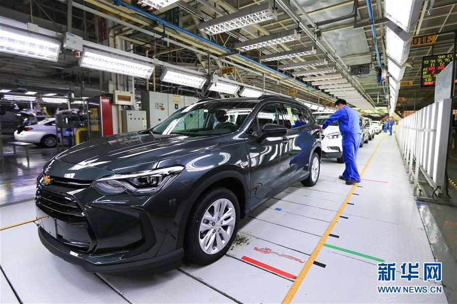 （百城百縣百企調研行&middot;圖文互動）（8）&ldquo;藍鯨1號&rdquo;從這里駛出&mdash;&mdash;山東煙臺崛起制造業高地