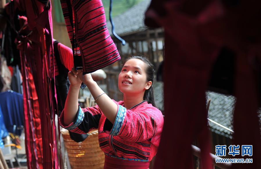 （輝煌60年&middot;壯美新廣西&middot;圖文互動）（8）和睦相處一家親 攜手并進謀發(fā)展&mdash;&mdash;廣西民族團結(jié)發(fā)展觀察