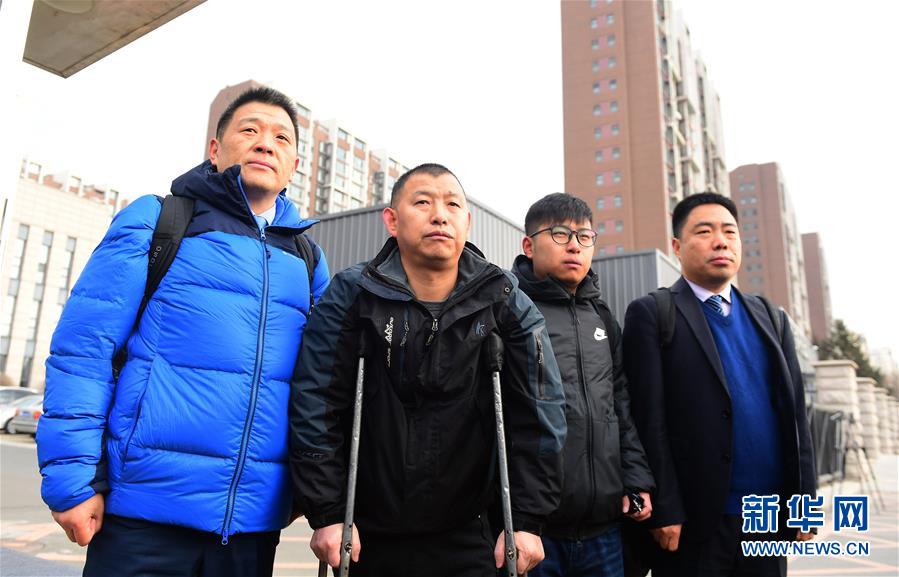 （新華全媒頭條&middot;圖文互動(dòng)）（10）新華社評(píng)論員：向著更加壯闊的航程&mdash;&mdash;致敬改革開放40周年