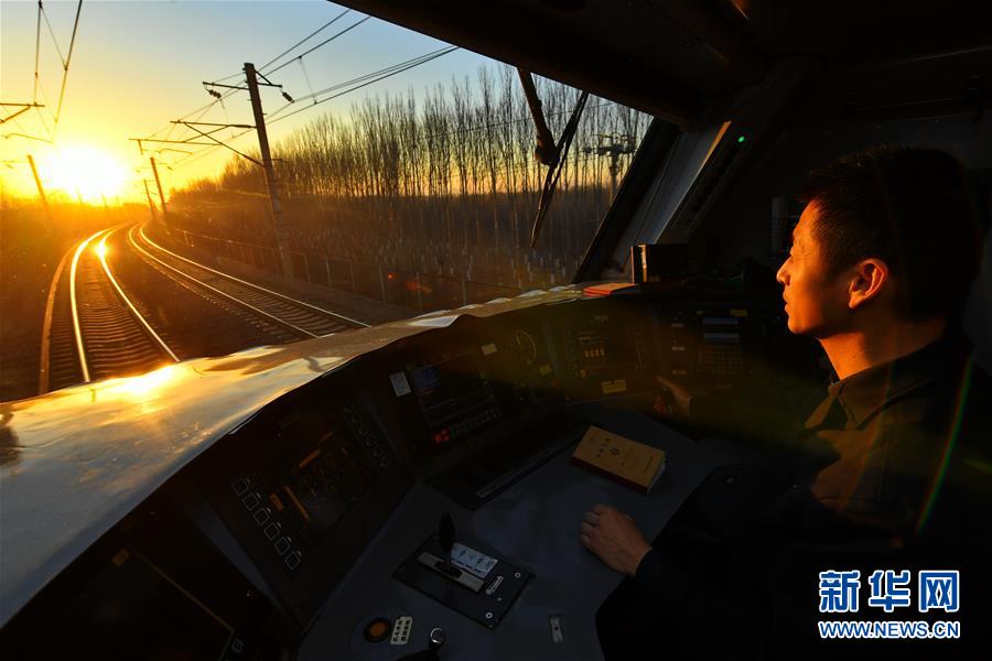 （新華全媒頭條&middot;圖文互動）（7）&ldquo;重載大秦&rdquo;三十年