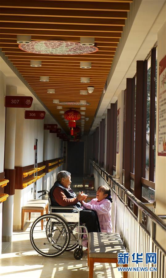 （聚焦歷史性成就和變革&middot;特稿&middot;圖文互動）（5）經濟躍上新臺階　發展站上新起點&mdash;&mdash;我國五年來經濟社會發展成就巡禮