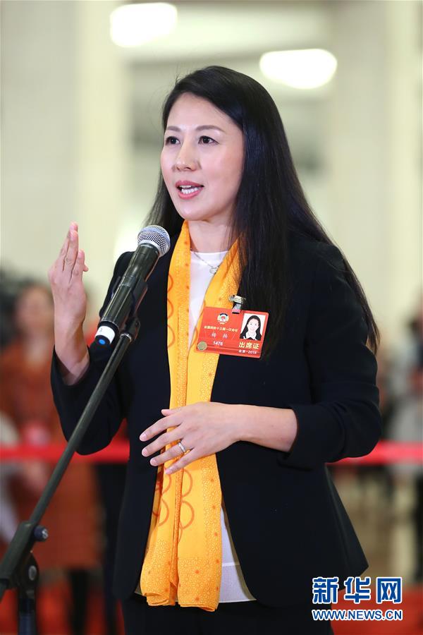 （兩會&middot;政協開幕）（14）全國政協委員接受采訪