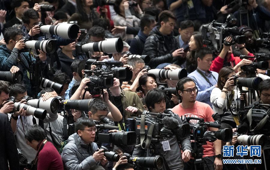 （兩會&middot;人大開幕&middot;XHDW）（6）十三屆全國人大一次會議在京開幕