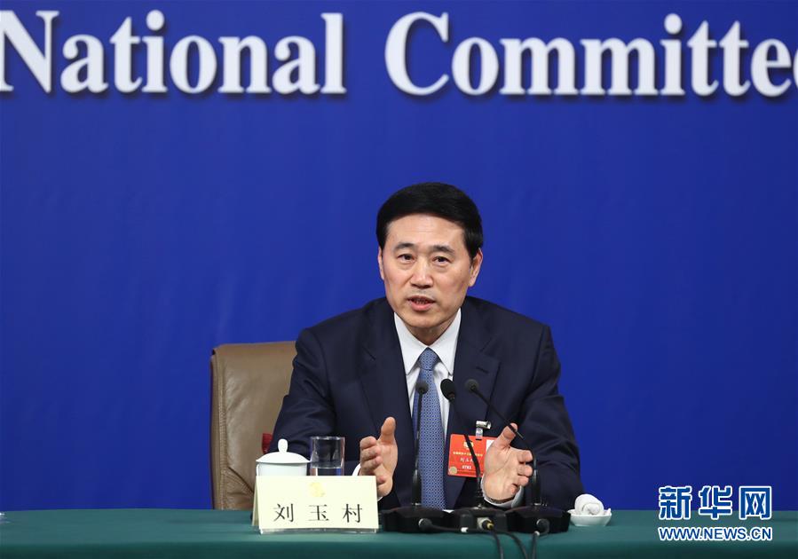 （兩會&middot;XHDW）（9）政協委員談提高保障和改善民生水平