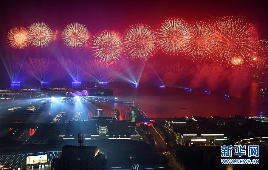 （新華全媒頭條&middot;圖文互動）（15）風正一帆懸&mdash;&mdash;以習近平同志為核心的黨中央治國理政一年間 