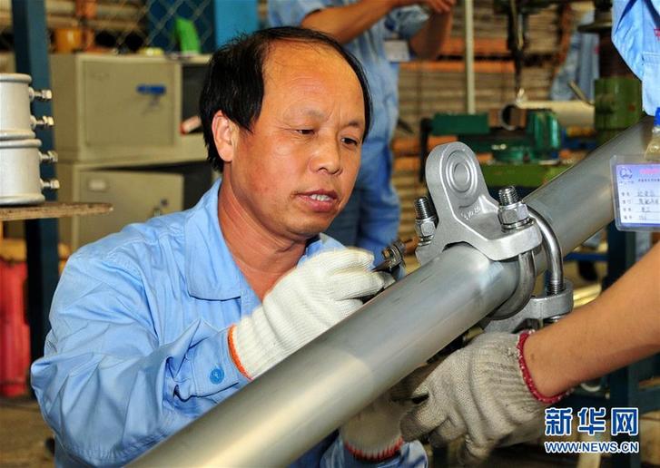 (改革先鋒風采·圖文互動)(2)巨曉林:創新永無止境