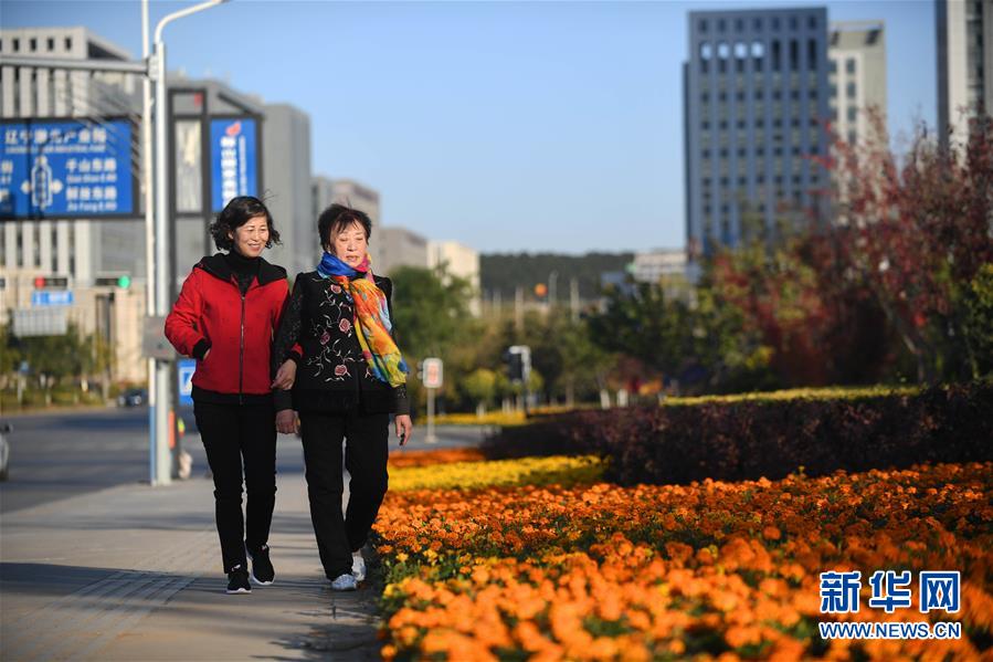 （新華全媒頭條&middot;圖文互動）（1）&ldquo;英雄之妻&rdquo;，為愛堅守19年