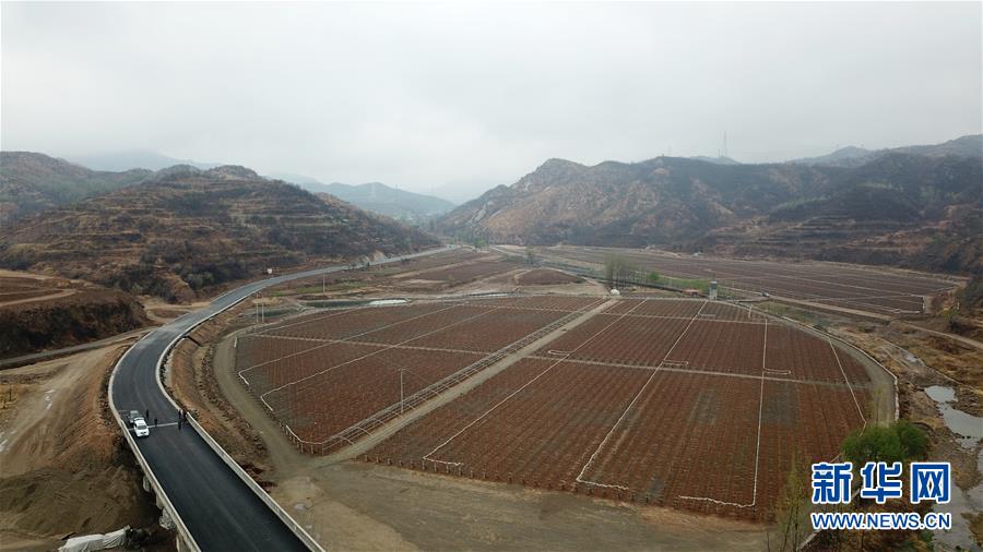 （新華全媒頭條&middot;壯麗70年&middot;奮斗新時(shí)代&middot;圖文互動(dòng)）（4）奮斗的足跡&mdash;&mdash;來(lái)自西柏坡的蹲點(diǎn)報(bào)告