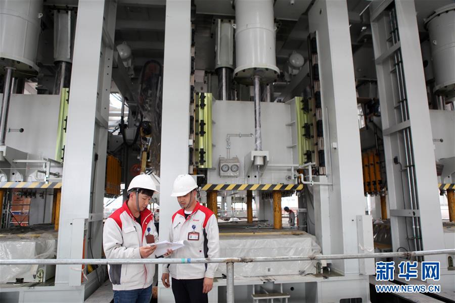 （新華全媒頭條&middot;首季經(jīng)濟(jì)觀察&middot;圖文互動(dòng)）（8）經(jīng)濟(jì)運(yùn)行平穩(wěn)開局 高質(zhì)量發(fā)展勢頭良好&mdash;&mdash;2019年中國經(jīng)濟(jì)首季觀察