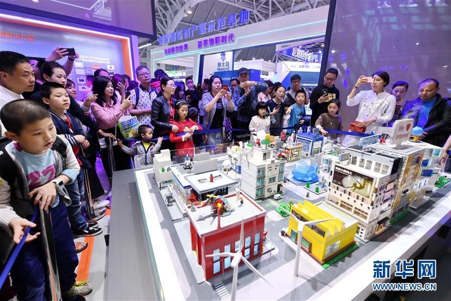 （新華全媒頭條&middot;圖文互動）（3）從&ldquo;數(shù)字中國&rdquo;看中國發(fā)展新信號、新亮點、新趨勢