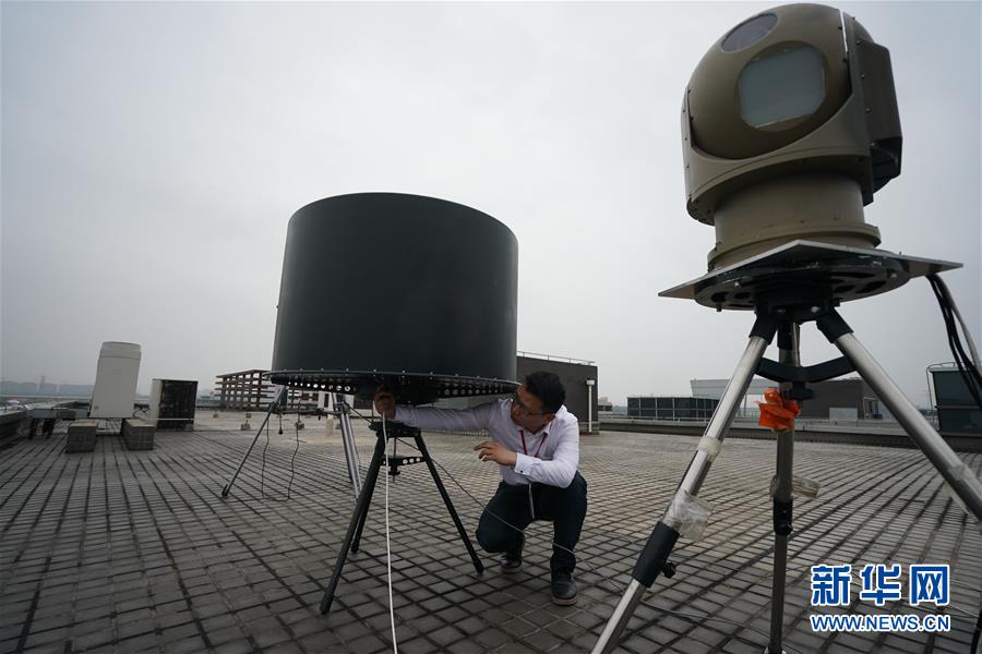 （新華全媒頭條&middot;壯麗70年&middot;奮斗新時代&middot;圖文互動）（6）鑄就&ldquo;大國之眼&rdquo;&mdash;&mdash;來自中國雷達工業發源地中國電科第14研究所的蹲點報告