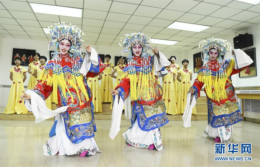 (新華全媒頭條·圖文互動(dòng))(18)文明之光照亮復(fù)興之路——以習(xí)近平同志為核心的黨中央關(guān)心文化和自然遺產(chǎn)保護(hù)工作紀(jì)實(shí)