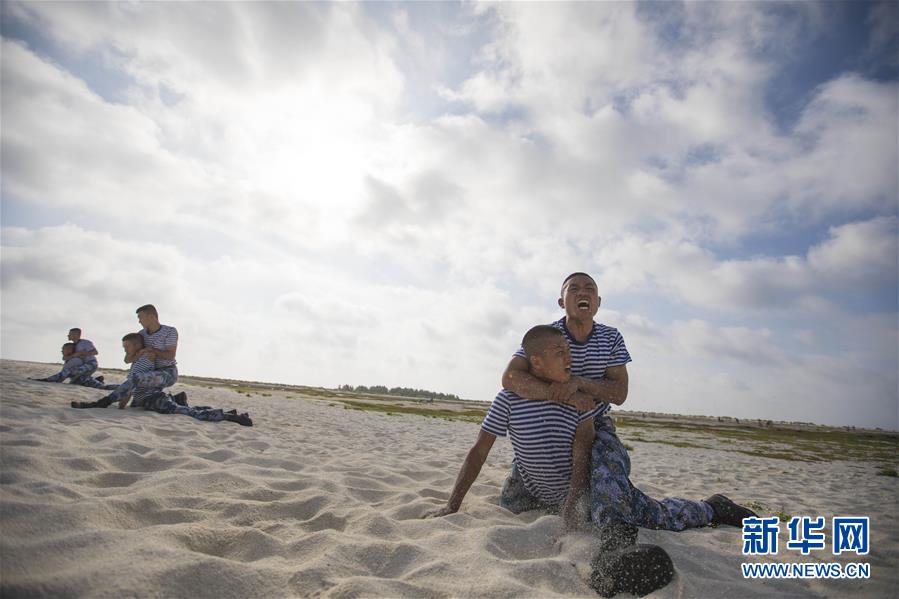 (壯麗70年·奮斗新時代·新華全媒頭條·圖文互動)(5)“你在我的航程上,我在你的視線里”——走進(jìn)海軍西沙中建島官兵的五彩世界