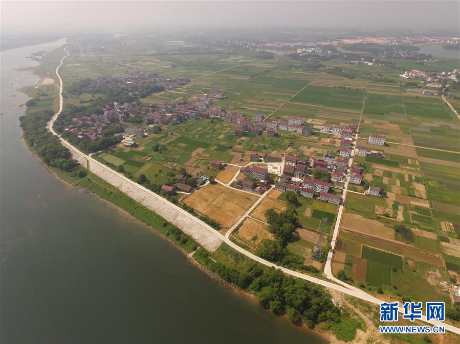 （新華全媒頭條&middot;壯麗70年&middot;奮斗新時代&mdash;&mdash;共和國發展成就巡禮&middot;圖文互動）（8）不渝的初心 壯麗的答卷&mdash;&mdash;革命老區江西70年發展巡禮