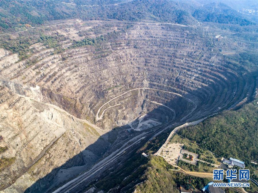 （壯麗70年&middot;奮斗新時代&mdash;&mdash;共和國發展成就巡禮&middot;圖文互動）（2）潮涌楚天闊&mdash;&mdash;湖北砥礪奮進70年譜寫高質量發展華章